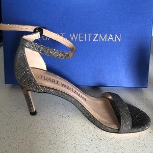 NWT Stuart Weitzman NUNAKEDSTRAIGHT Strap Sandal - Size 5